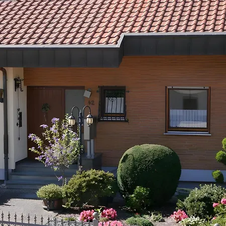 דירה Gaestehaus Renate *